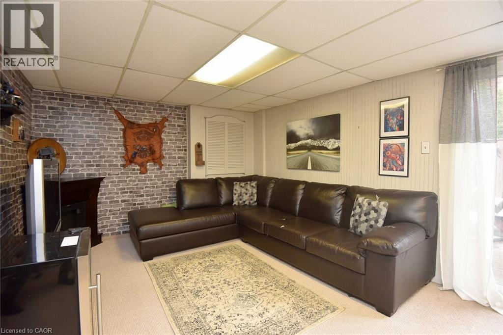 2065 Amherst Heights Court Unit# 42, Burlington, Ontario  L7P 4S1 - Photo 31 - 40811970