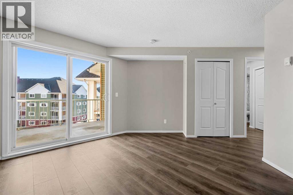 1411, 10 Prestwick Bay Se, Calgary, Alberta T2Z 0E6 - Photo 3 - A2281231