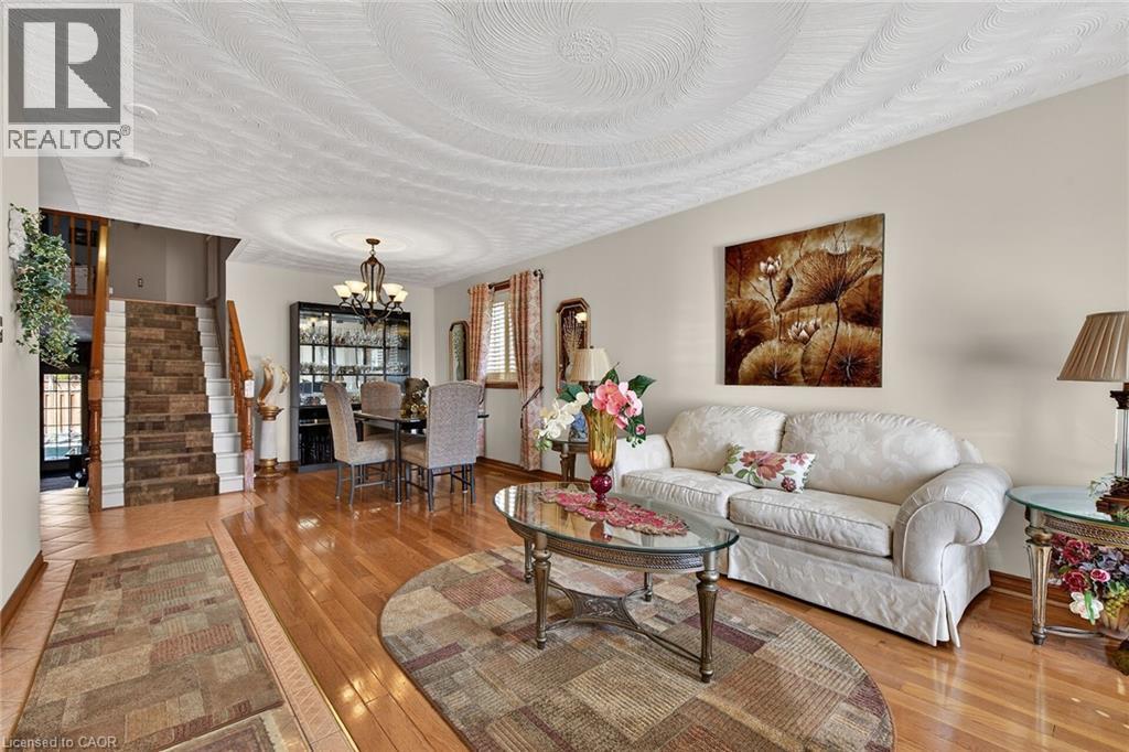 738 Upper Kenilworth Avenue, Hamilton, Ontario  L8T 4Z6 - Photo 8 - 40816223