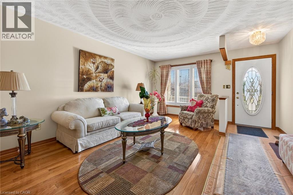 738 Upper Kenilworth Avenue, Hamilton, Ontario  L8T 4Z6 - Photo 11 - 40816223