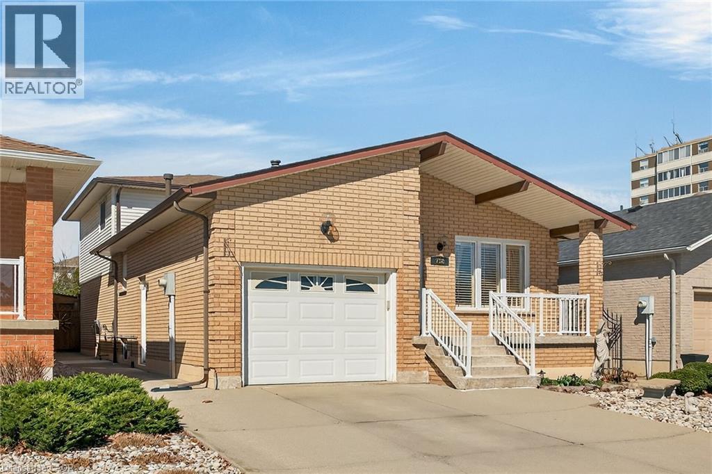 738 UPPER KENILWORTH Avenue, Hamilton, Ontario