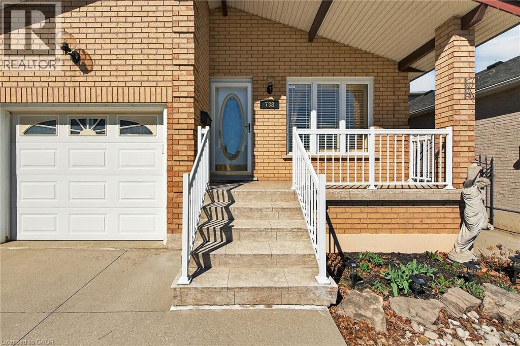 738 Upper Kenilworth Avenue, Hamilton, Ontario  L8T 4Z6 - Photo 6 - 40816223