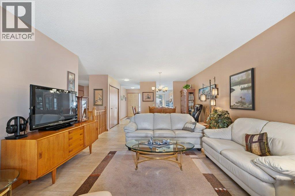 52 Macewan Park Heights Nw, Calgary, Alberta  T3K 3W7 - Photo 6 - A2287229