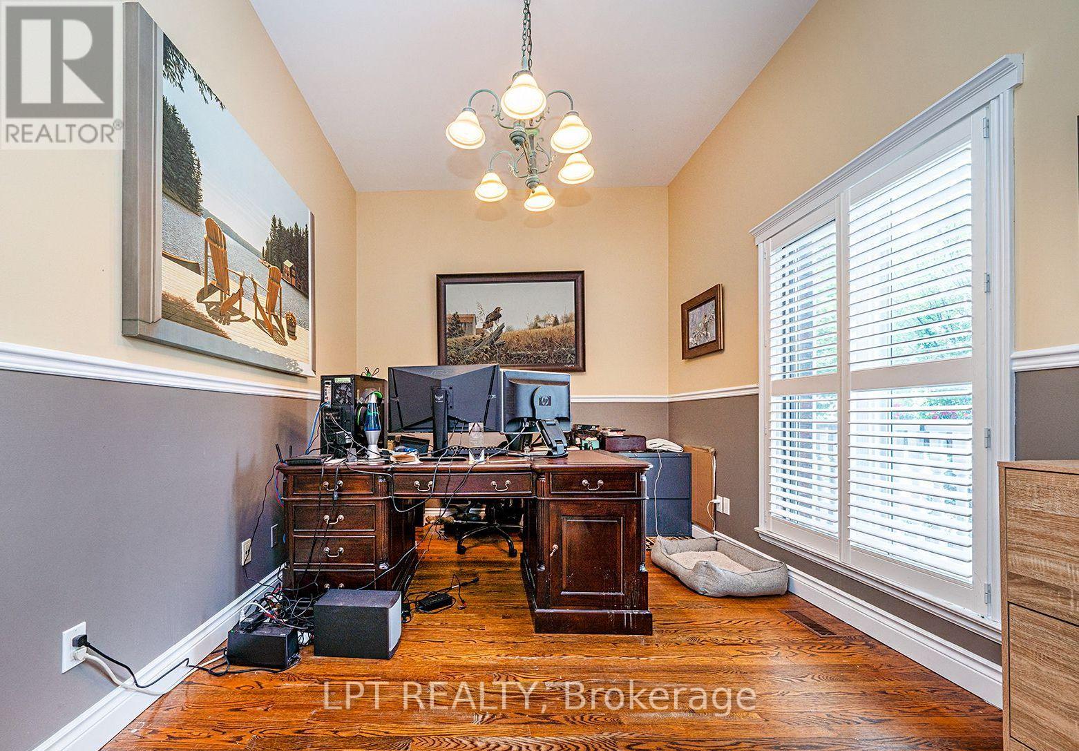 16 Audubon Way, Georgina, Ontario  L0E 1A0 - Photo 10 - N12685672