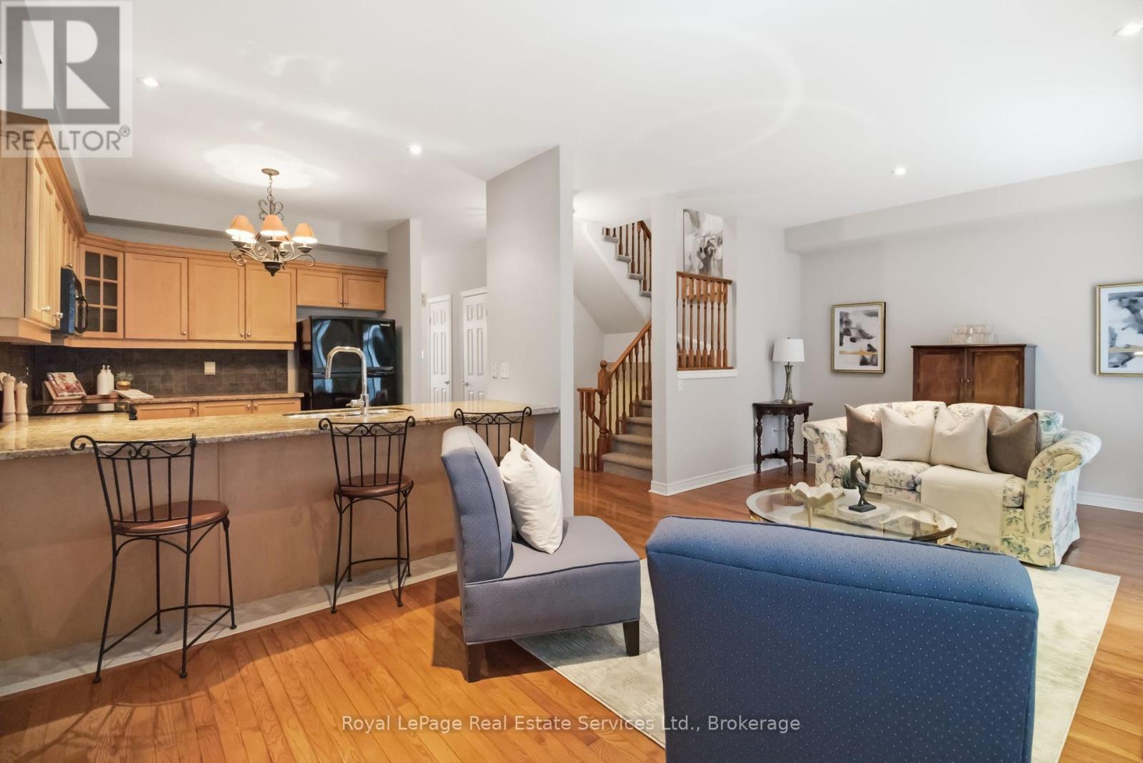 32 - 1169 Dorval Drive, Oakville, Ontario  L6M 4V7 - Photo 10 - W12862698