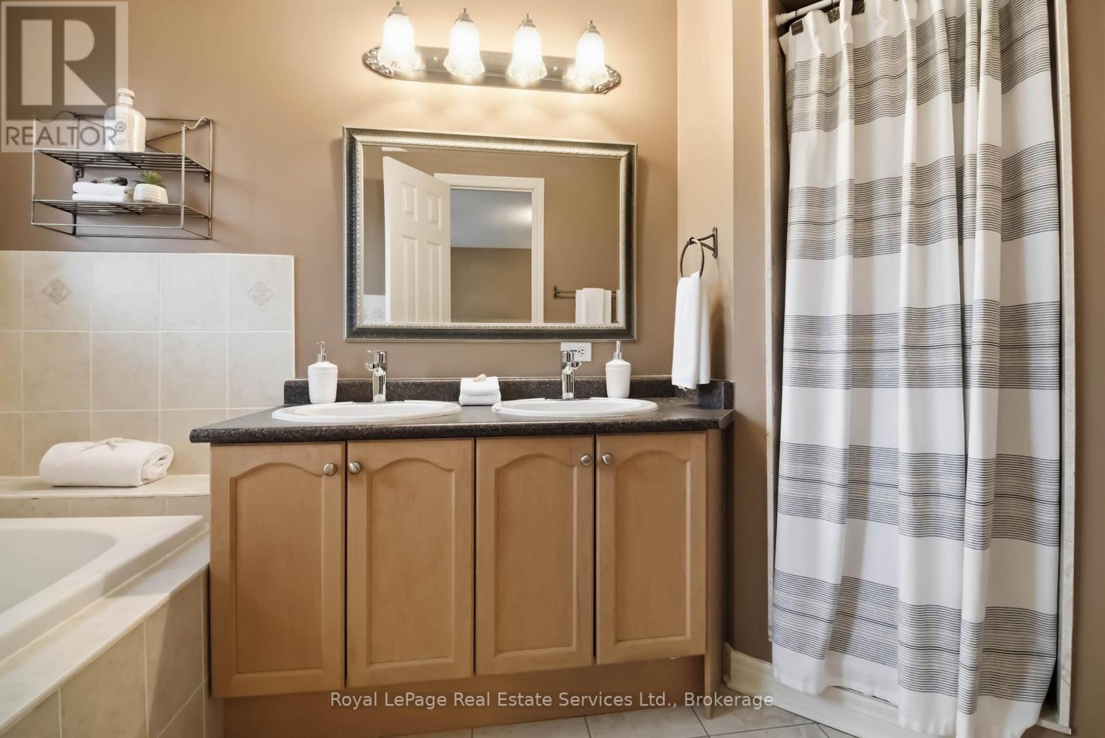 32 - 1169 Dorval Drive, Oakville, Ontario  L6M 4V7 - Photo 21 - W12862698