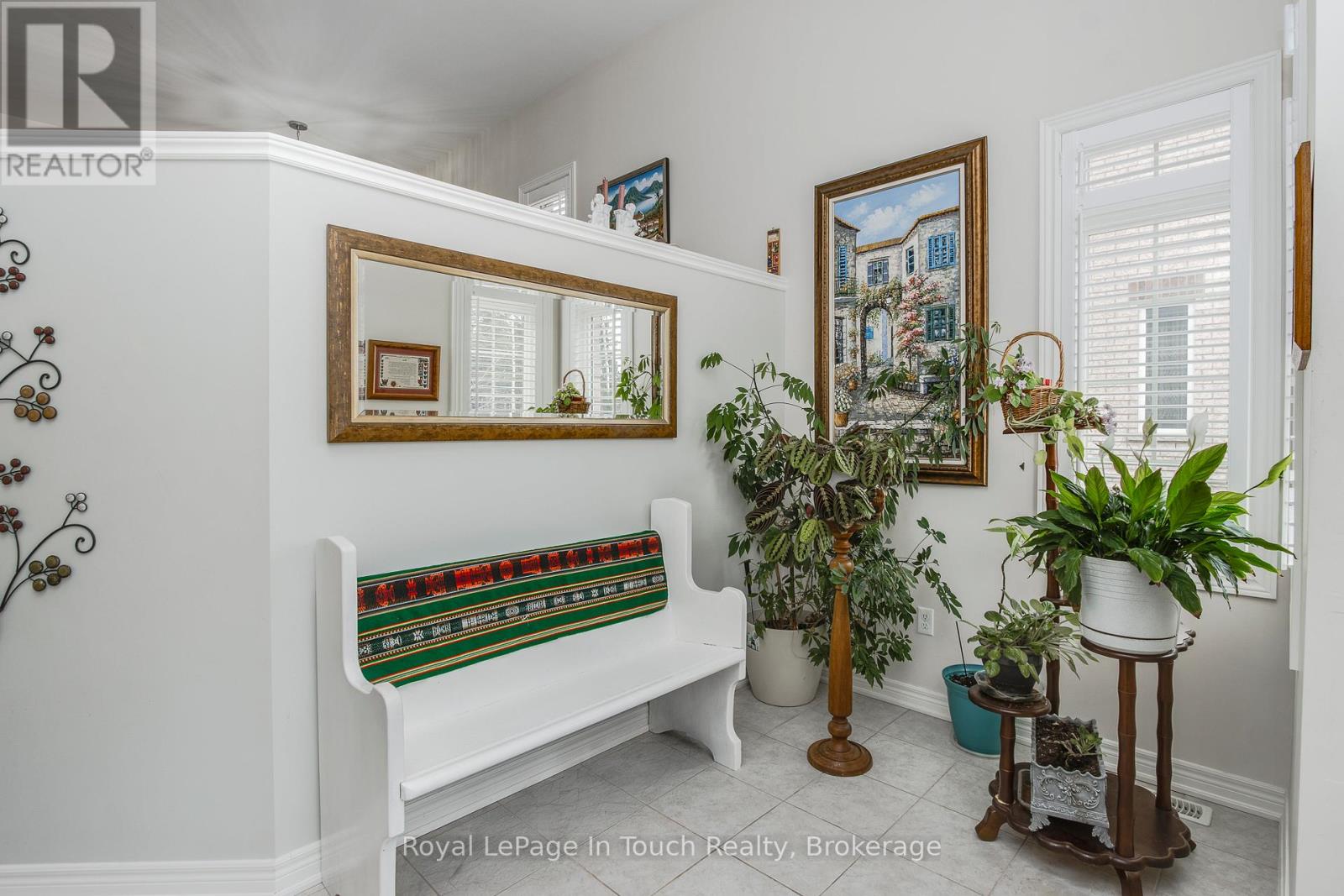 75 Pearl Street, Wasaga Beach, Ontario  L9Z 0G8 - Photo 10 - S12950120