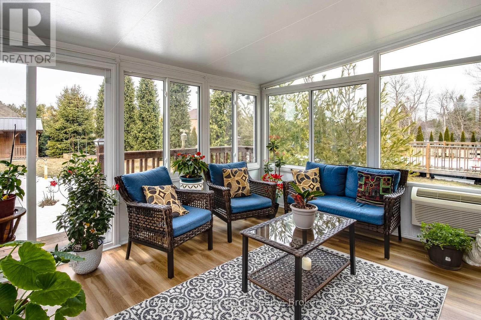 75 Pearl Street, Wasaga Beach, Ontario  L9Z 0G8 - Photo 19 - S12950120