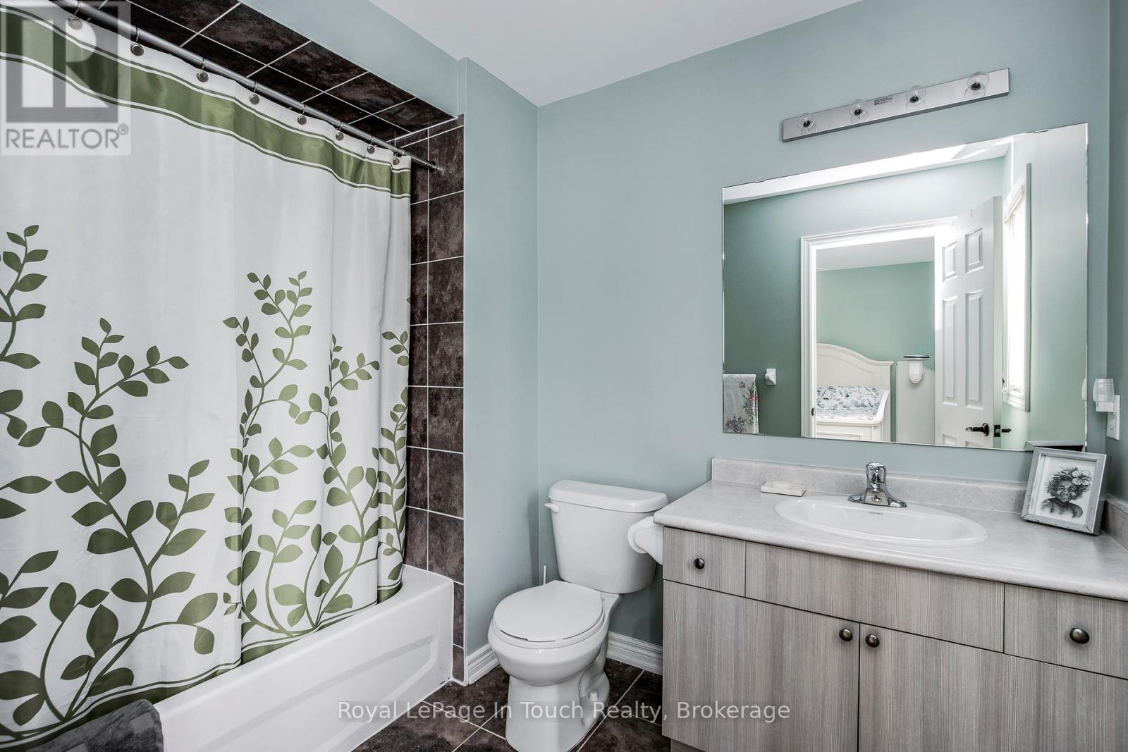 75 Pearl Street, Wasaga Beach, Ontario  L9Z 0G8 - Photo 30 - S12950120