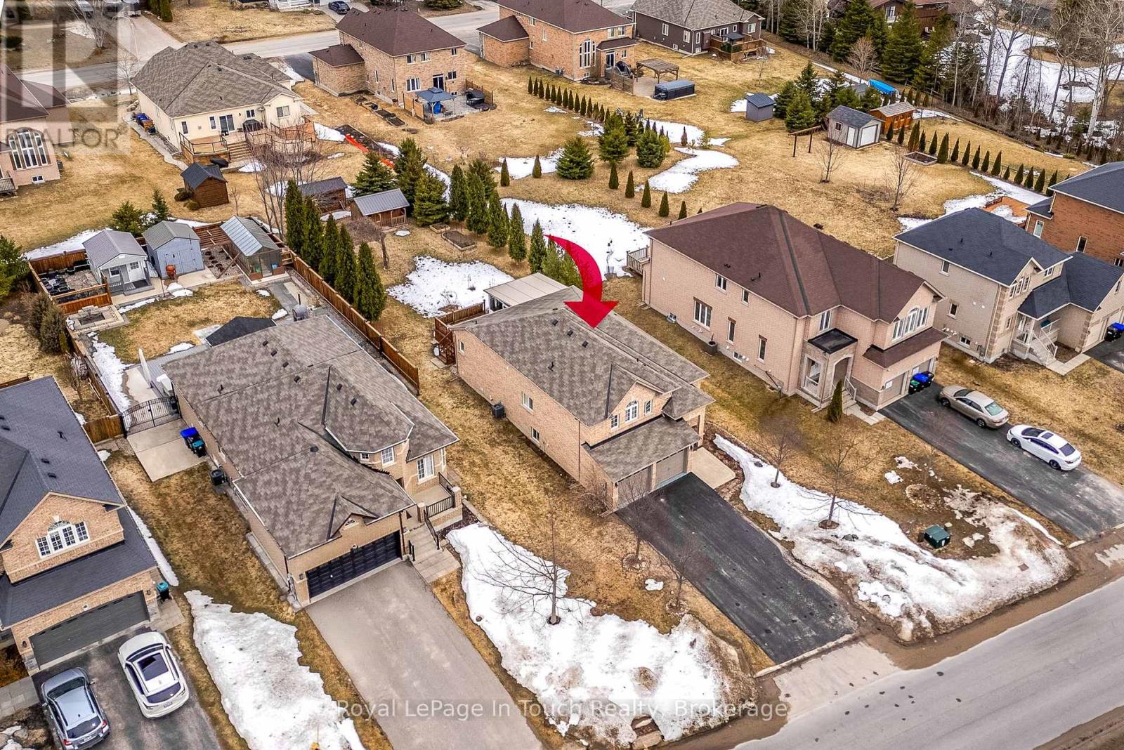 75 Pearl Street, Wasaga Beach, Ontario  L9Z 0G8 - Photo 35 - S12950120