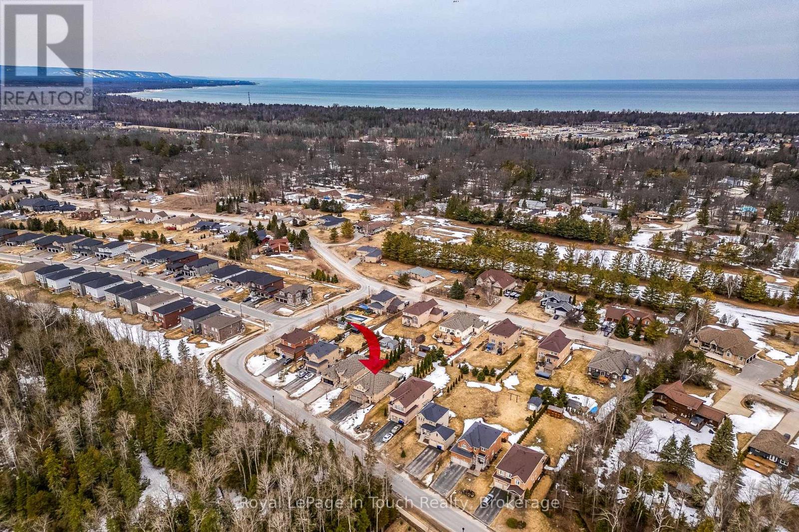 75 Pearl Street, Wasaga Beach, Ontario  L9Z 0G8 - Photo 36 - S12950120