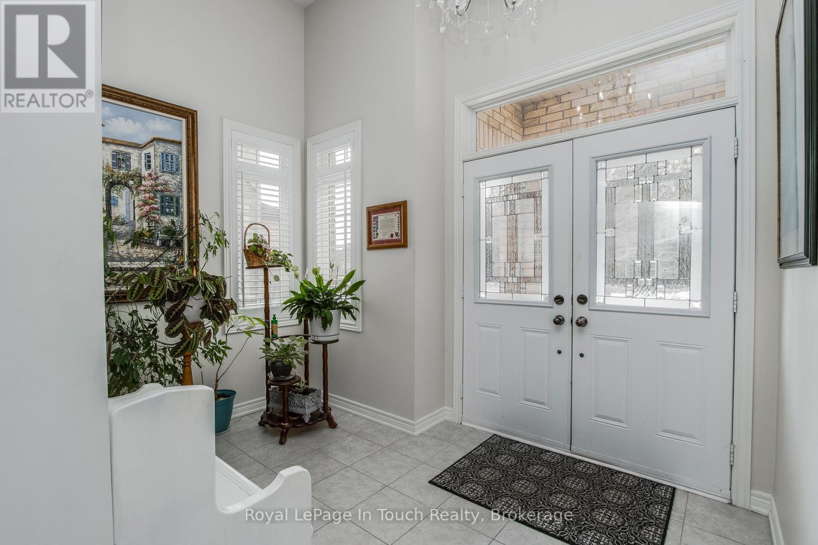 75 Pearl Street, Wasaga Beach, Ontario  L9Z 0G8 - Photo 9 - S12950120