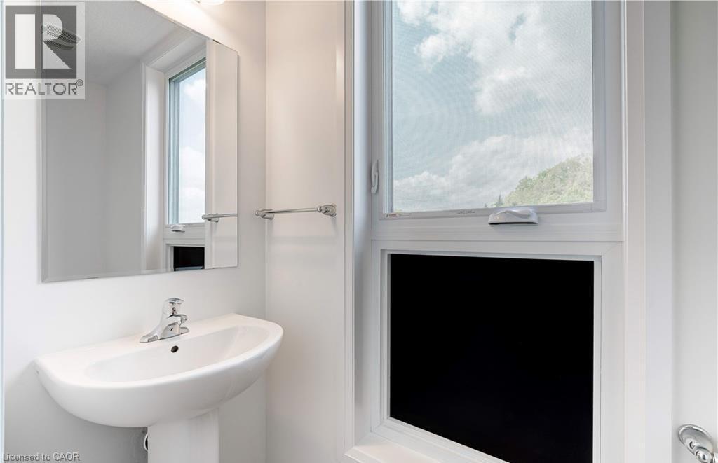 261 Woodbine Avenue Unit# 26, Kitchener, Ontario  N2R 0S7 - Photo 10 - 40816829