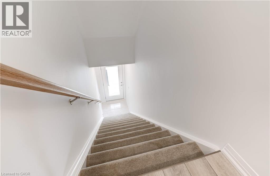 261 Woodbine Avenue Unit# 26, Kitchener, Ontario  N2R 0S7 - Photo 3 - 40816829