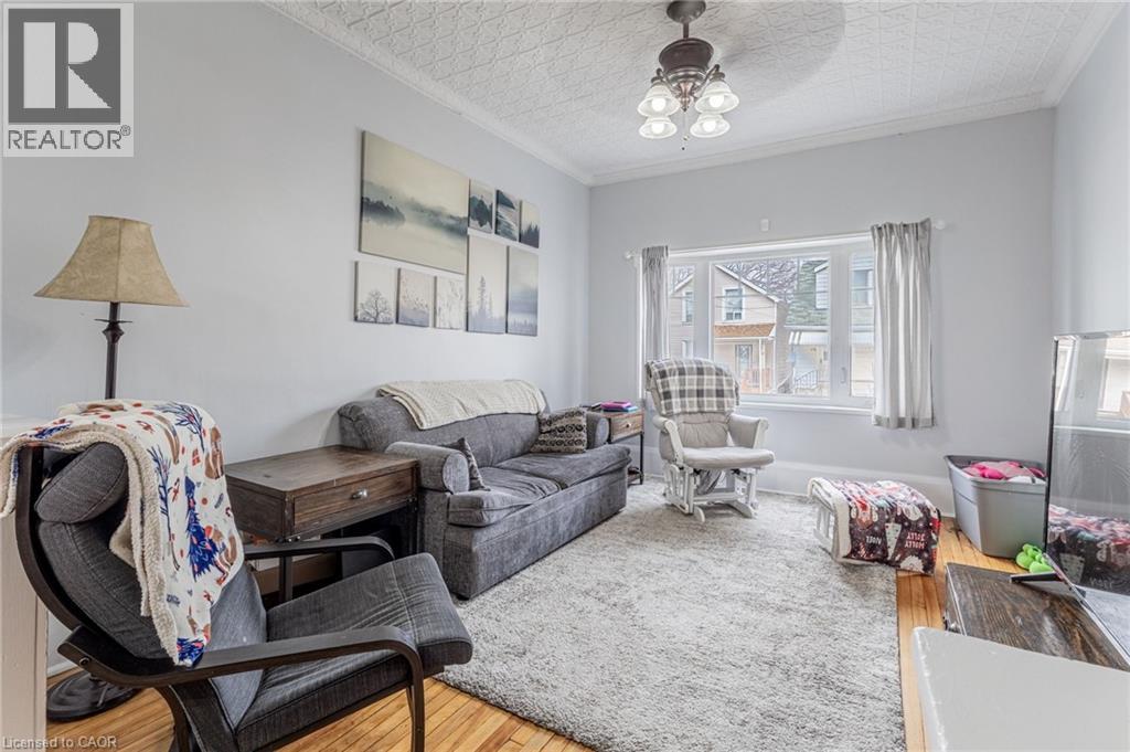 20 Cambridge Avenue, Hamilton, Ontario  L8H 1T5 - Photo 6 - 40816435