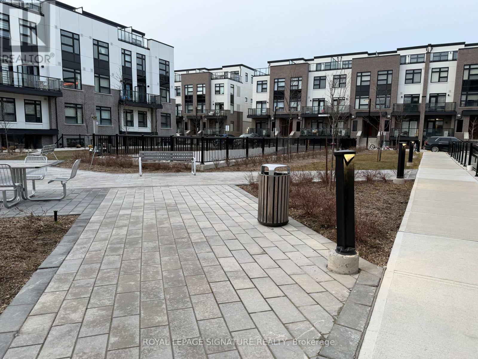 124 - 1597 ROSE WAY, Milton, Ontario