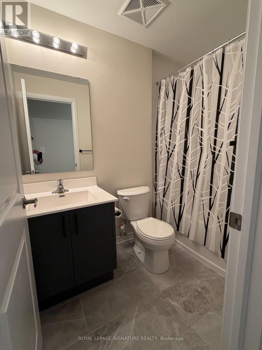 124 - 1597 Rose Way, Milton, Ontario  L9E 0J3 - Photo 10 - W12948016