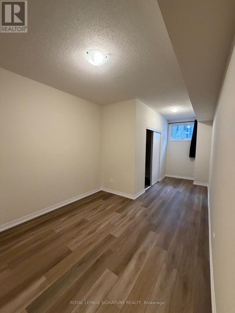 124 - 1597 Rose Way, Milton, Ontario  L9E 0J3 - Photo 11 - W12948016