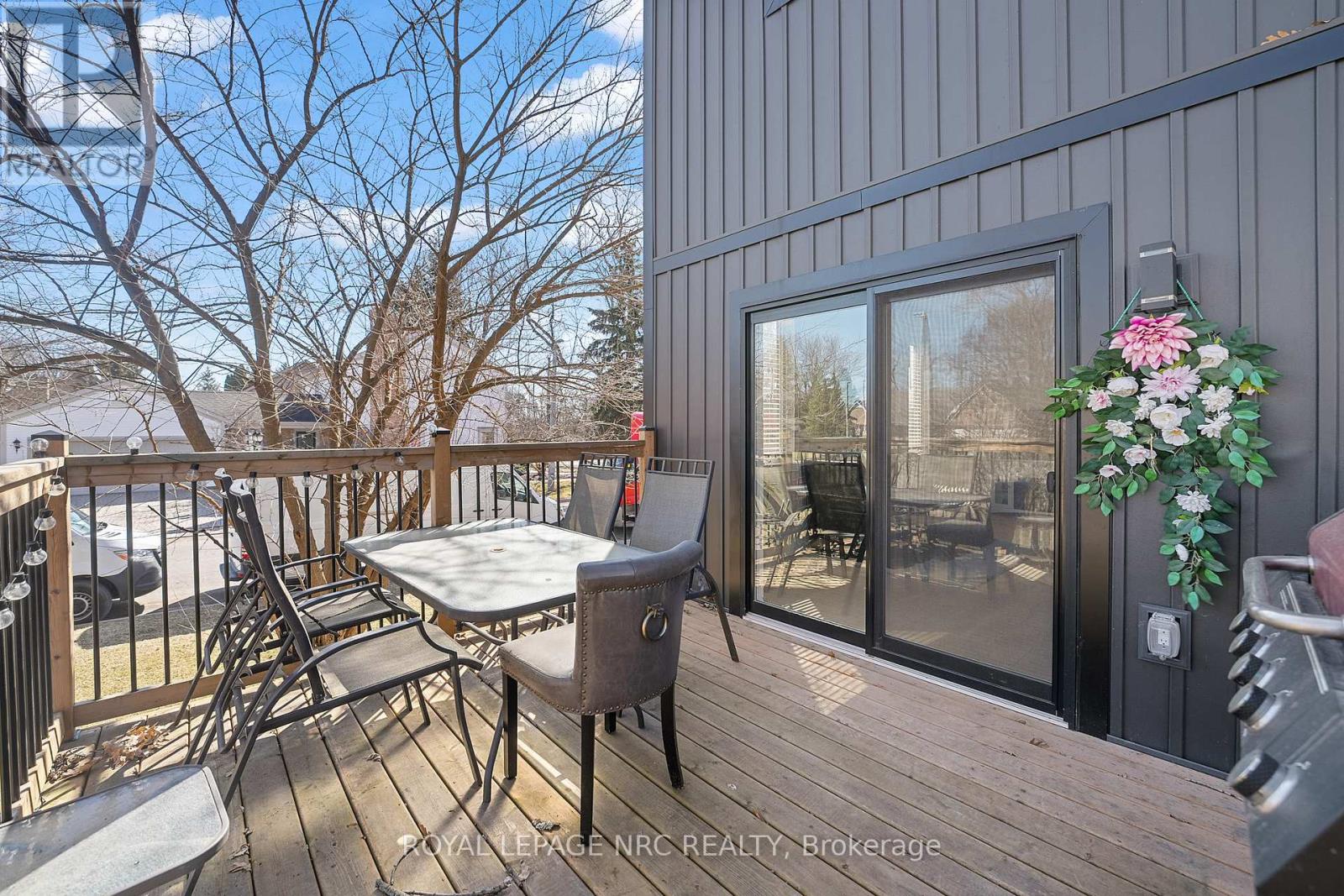 668 Quaker Road, Welland, Ontario  L3C 3H2 - Photo 28 - X12950198