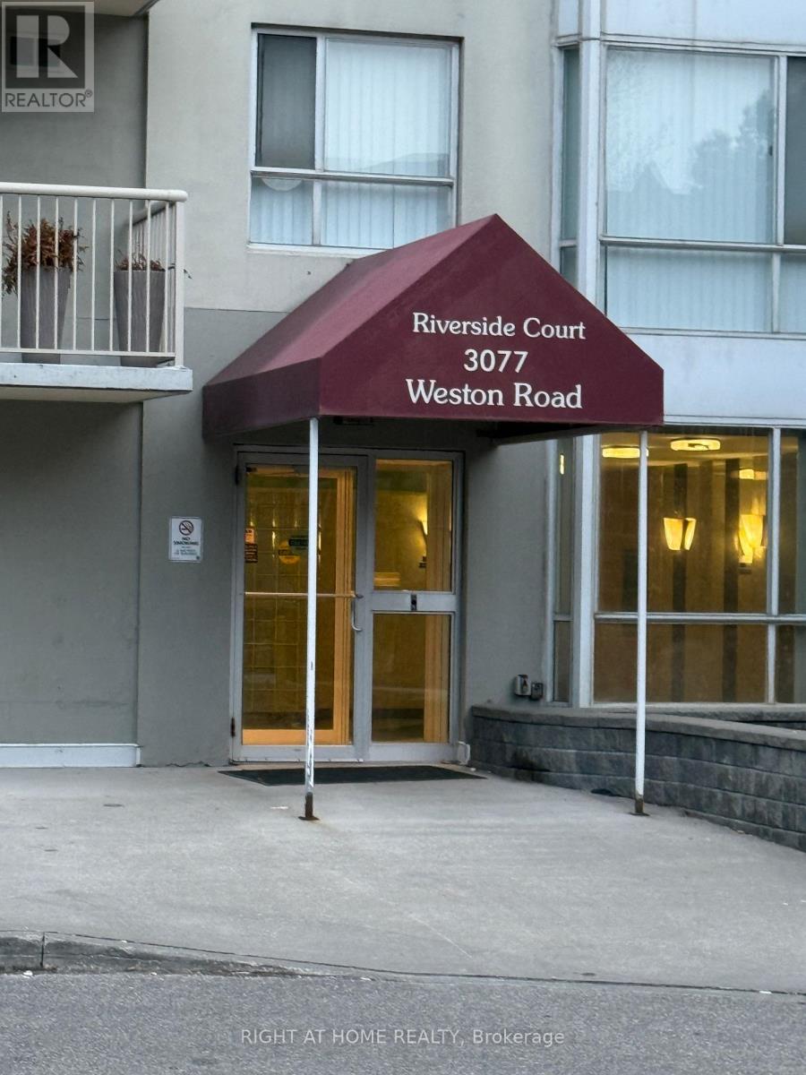 1912 - 3077 Weston Road N, Toronto, Ontario  M9M 3A1 - Photo 2 - W12945314