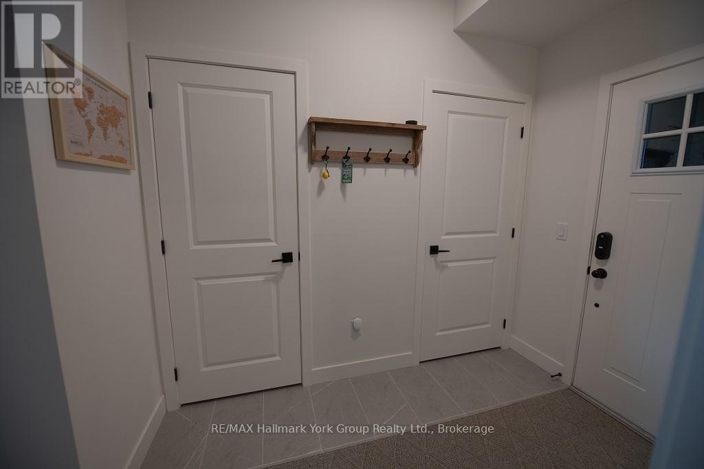 103 - 22 Beckwith Lane, Blue Mountains, Ontario  L9Y 3B6 - Photo 10 - X12950050