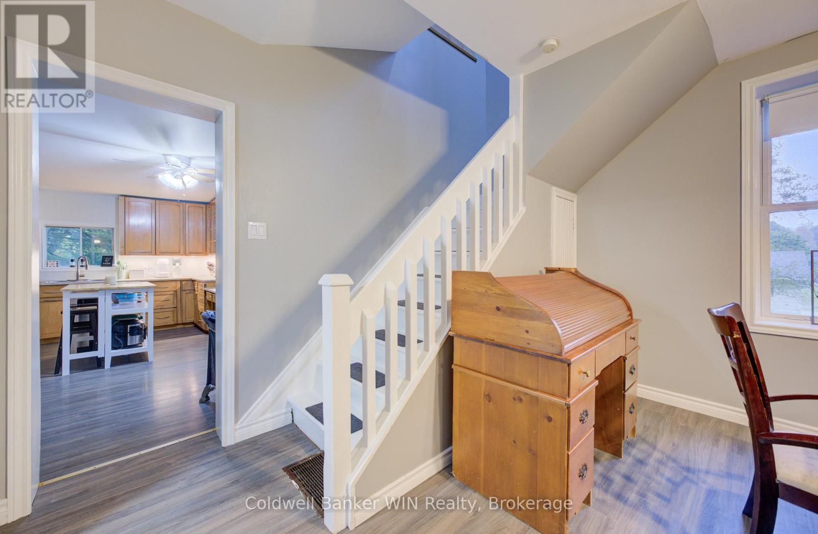 3 Page Street, Wellington North (Mount Forest), Ontario  N0G 2L3 - Photo 11 - X12950094