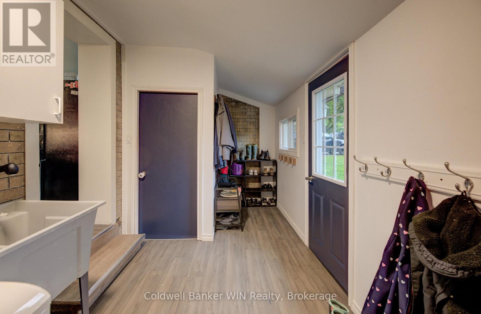 3 Page Street, Wellington North (Mount Forest), Ontario  N0G 2L3 - Photo 4 - X12950094