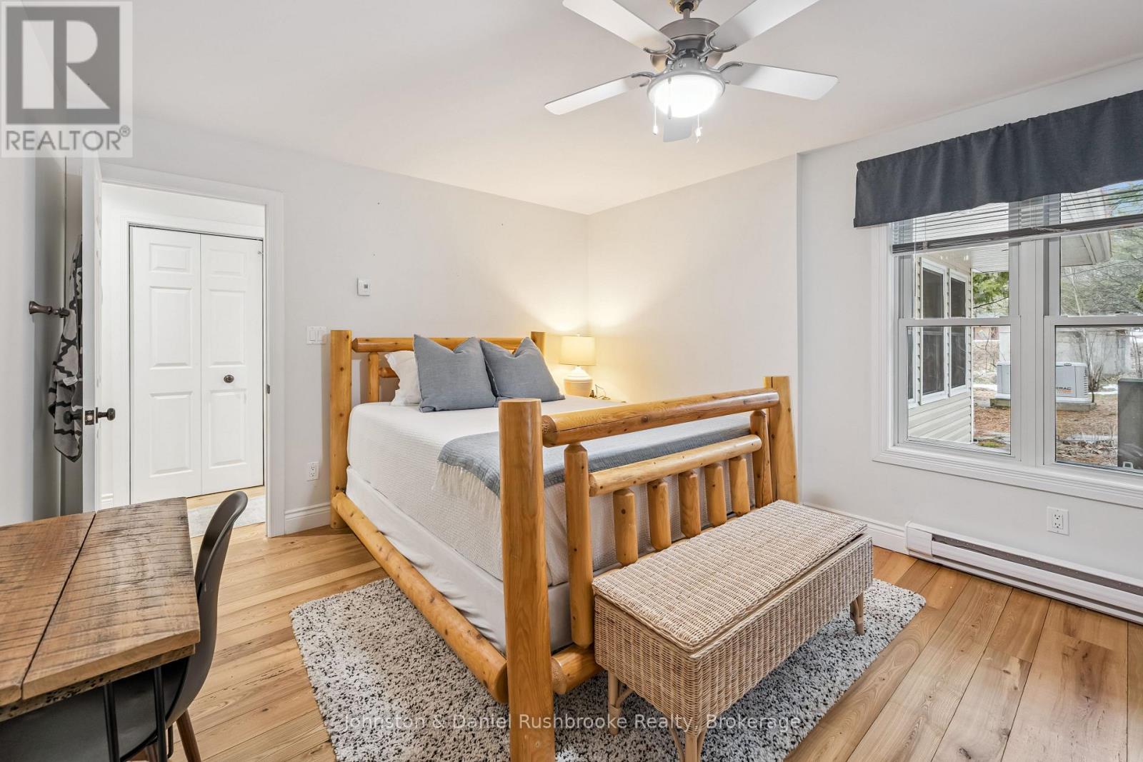 1051 Evanswood Drive, Gravenhurst, Ontario  P0E 1G0 - Photo 19 - X12950162