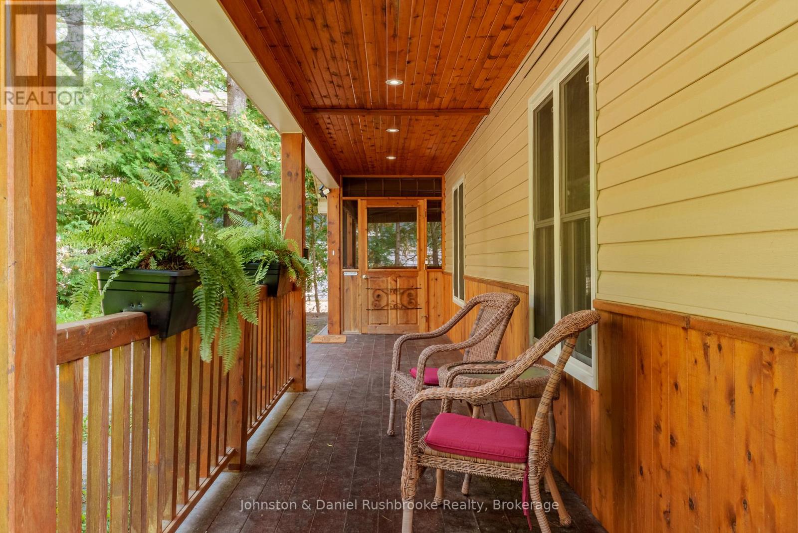 1051 Evanswood Drive, Gravenhurst, Ontario  P0E 1G0 - Photo 25 - X12950162