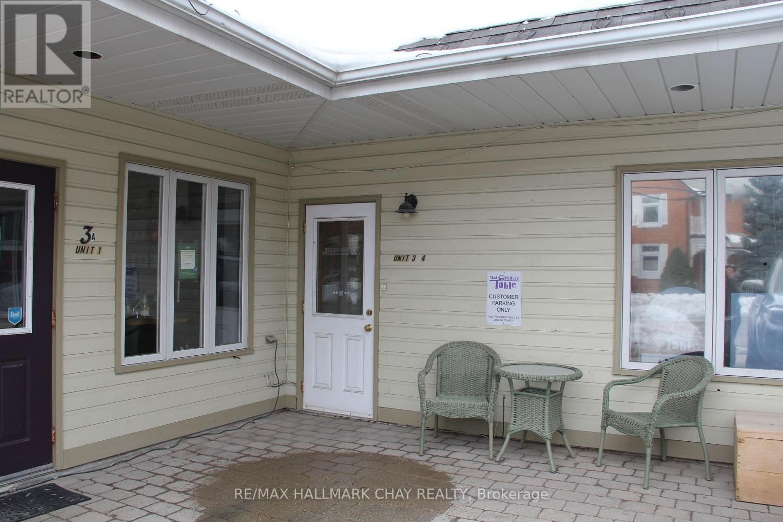 3a King Street S, Innisfil, Ontario  L0L 1L0 - Photo 3 - N12887052