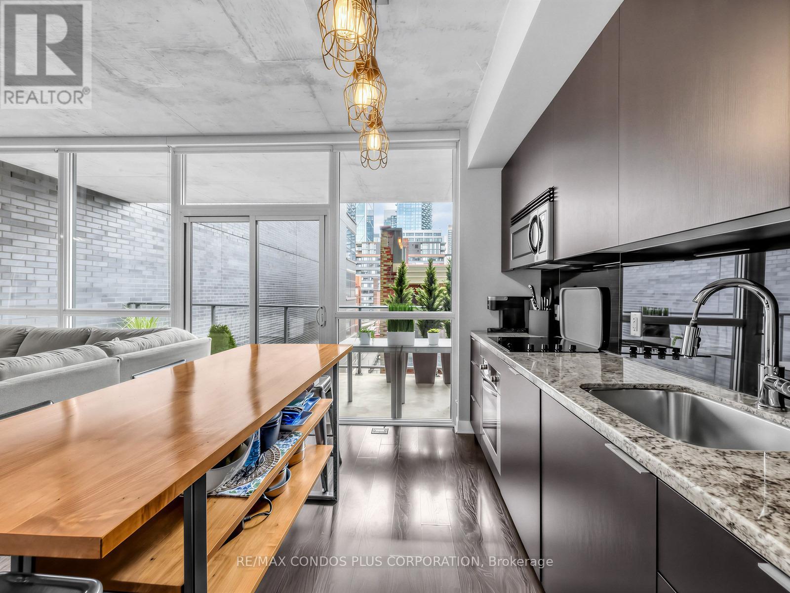 412 - 478 King Street W, Toronto, Ontario  M5V 1K4 - Photo 10 - C12950046