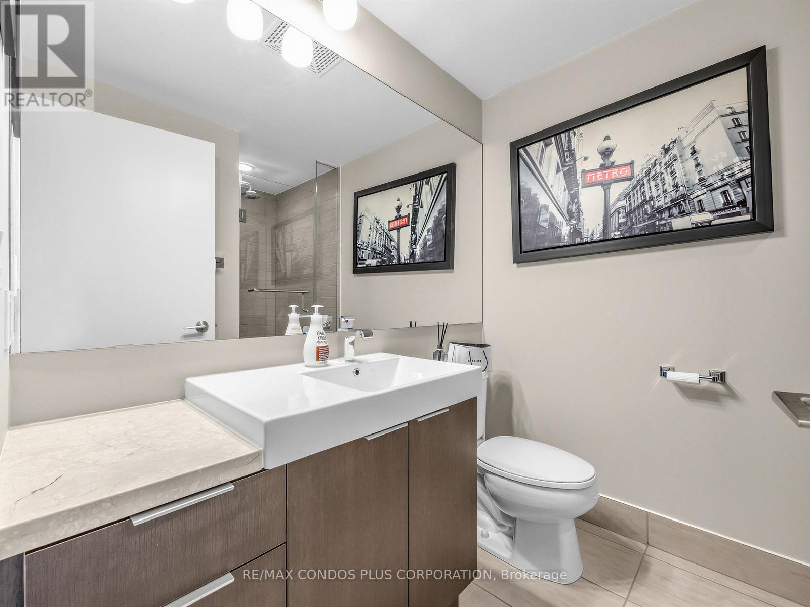 412 - 478 King Street W, Toronto, Ontario  M5V 1K4 - Photo 5 - C12950046