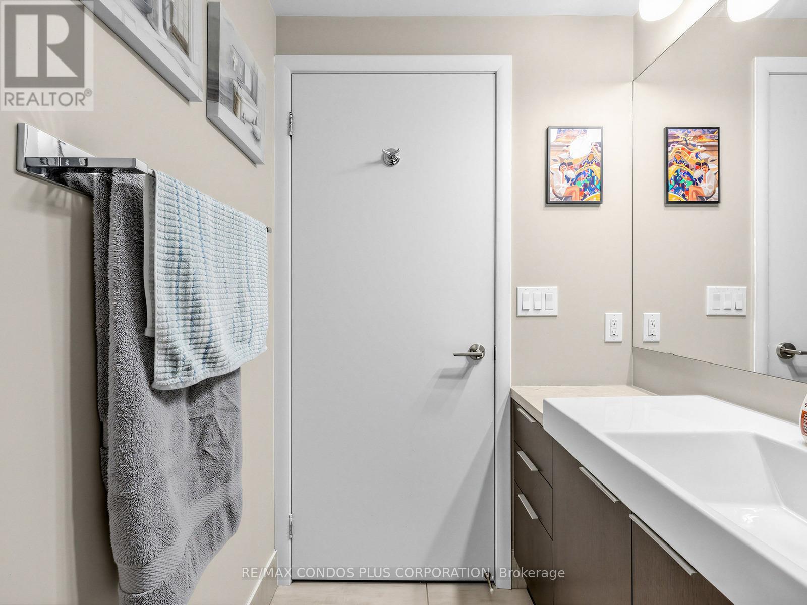 412 - 478 King Street W, Toronto, Ontario  M5V 1K4 - Photo 7 - C12950046