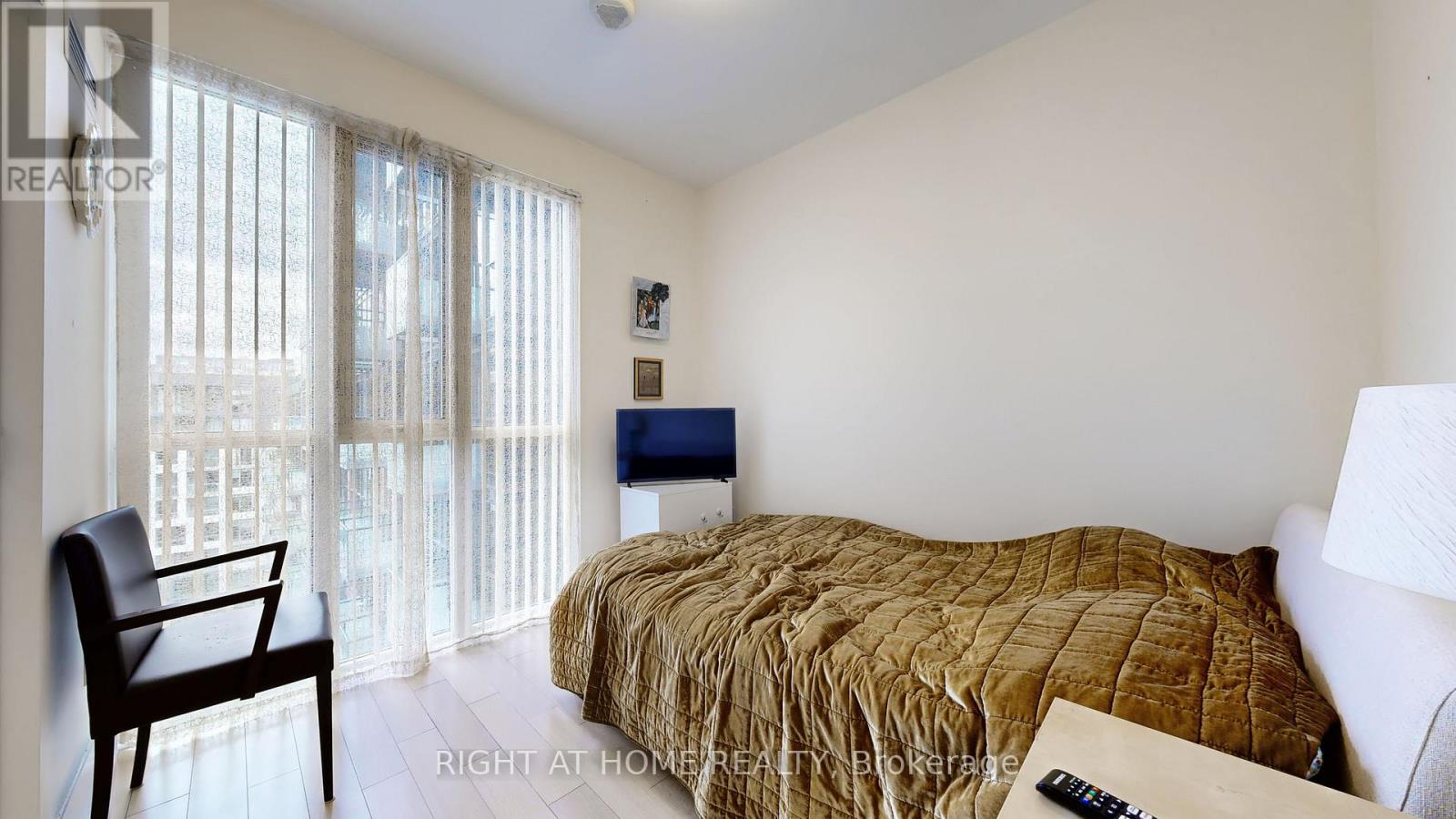 1031 - 560 Front Street W, Toronto, Ontario M5V 1C1 - Photo 15 - C12950104