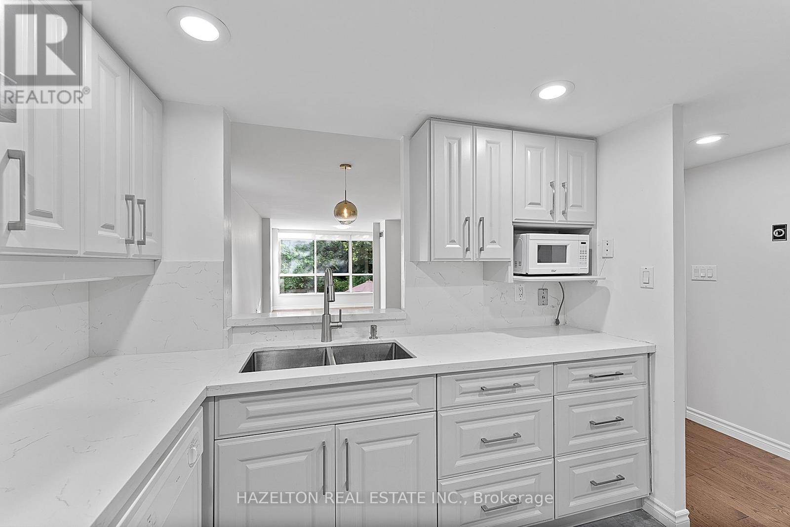 211 - 225 Davenport Road, Toronto, Ontario  M5R 3R2 - Photo 10 - C12950148