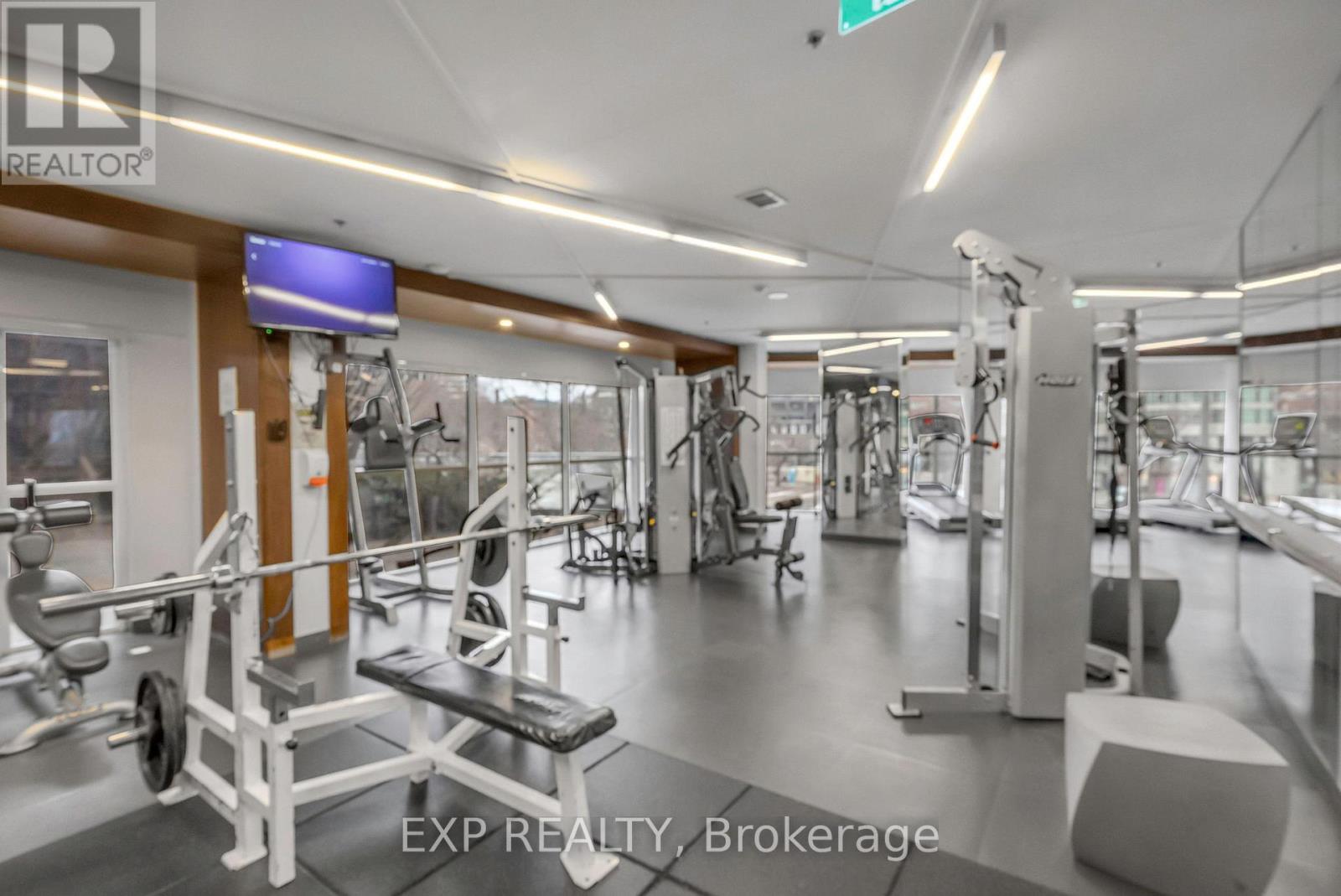 2021 - 352 Front Street W, Toronto, Ontario  M5V 0K3 - Photo 23 - C12950178