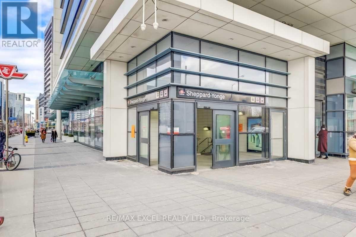 2006 - 2 Anndale Drive, Toronto, Ontario  M2N 0G5 - Photo 3 - C12950206