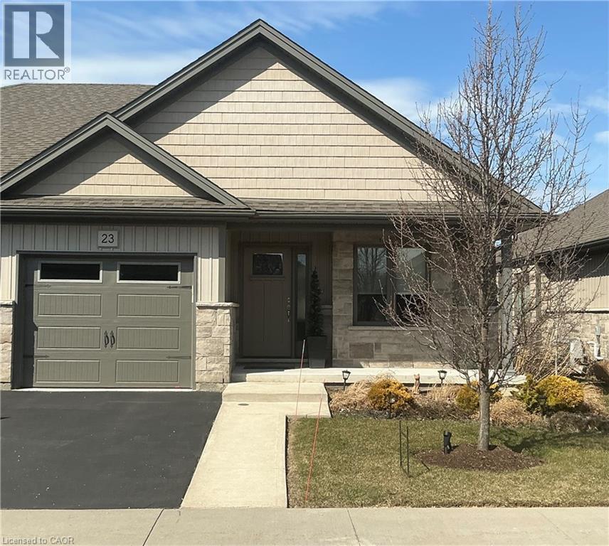 23 RICHARD Crescent, Smithville, Ontario