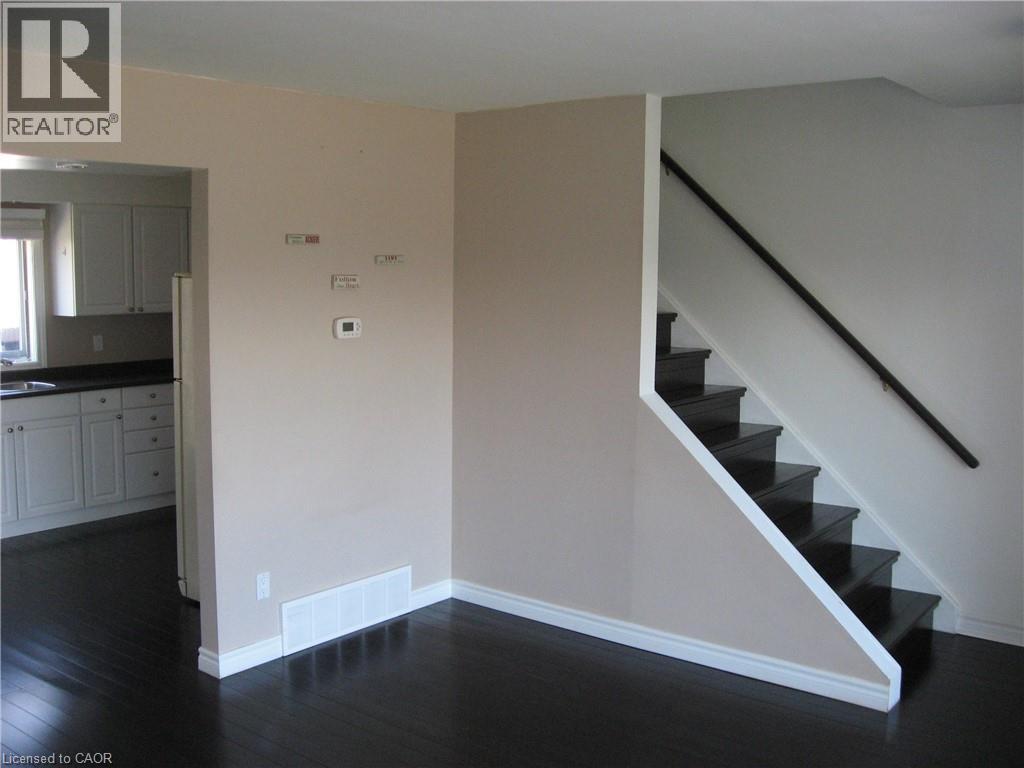 124 Avalon Place, Kitchener, Ontario  N2M 4N7 - Photo 5 - 40816719