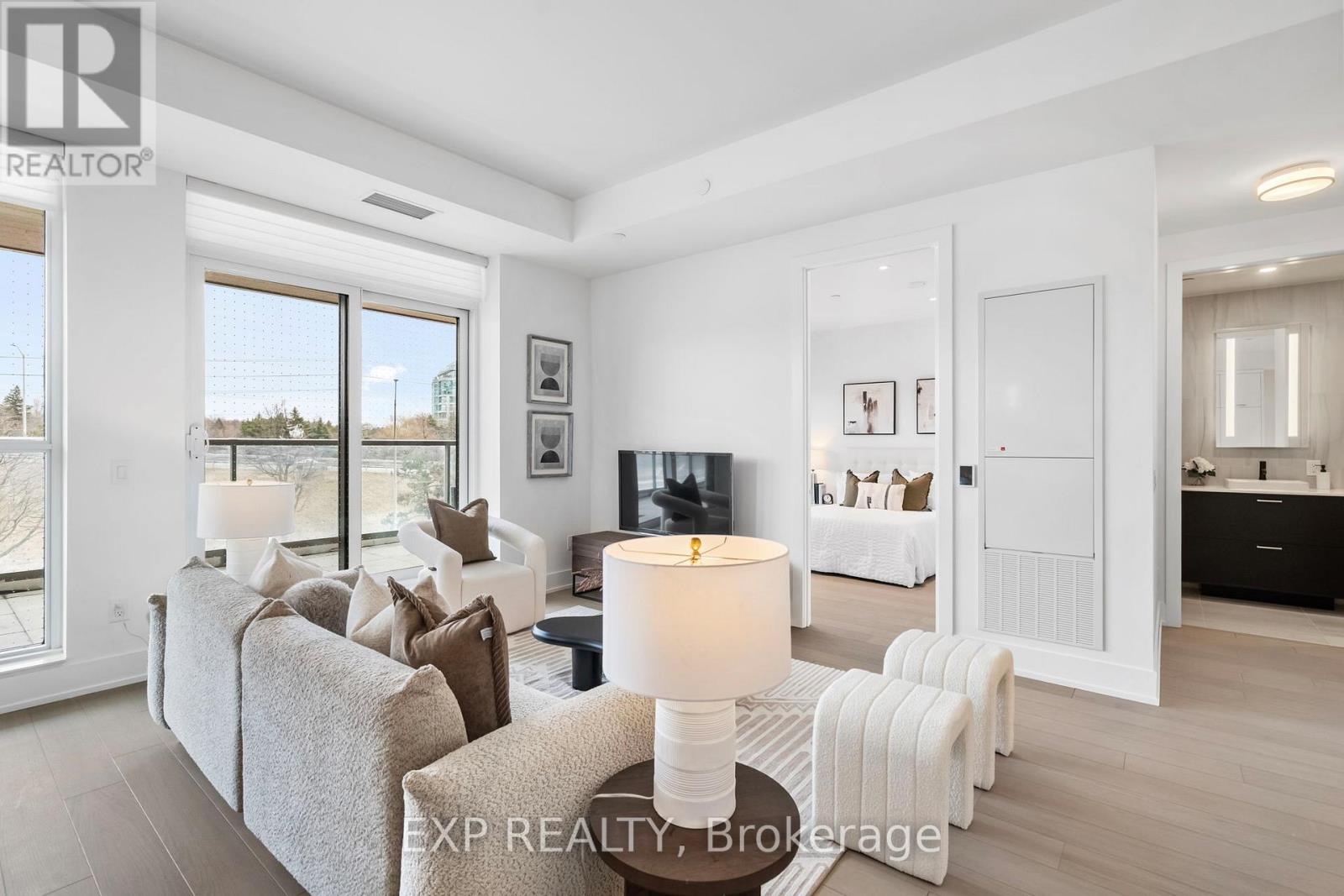 301 - 397 Royal Orchard Boulevard, Markham, Ontario  L3T 0H3 - Photo 11 - N12950012