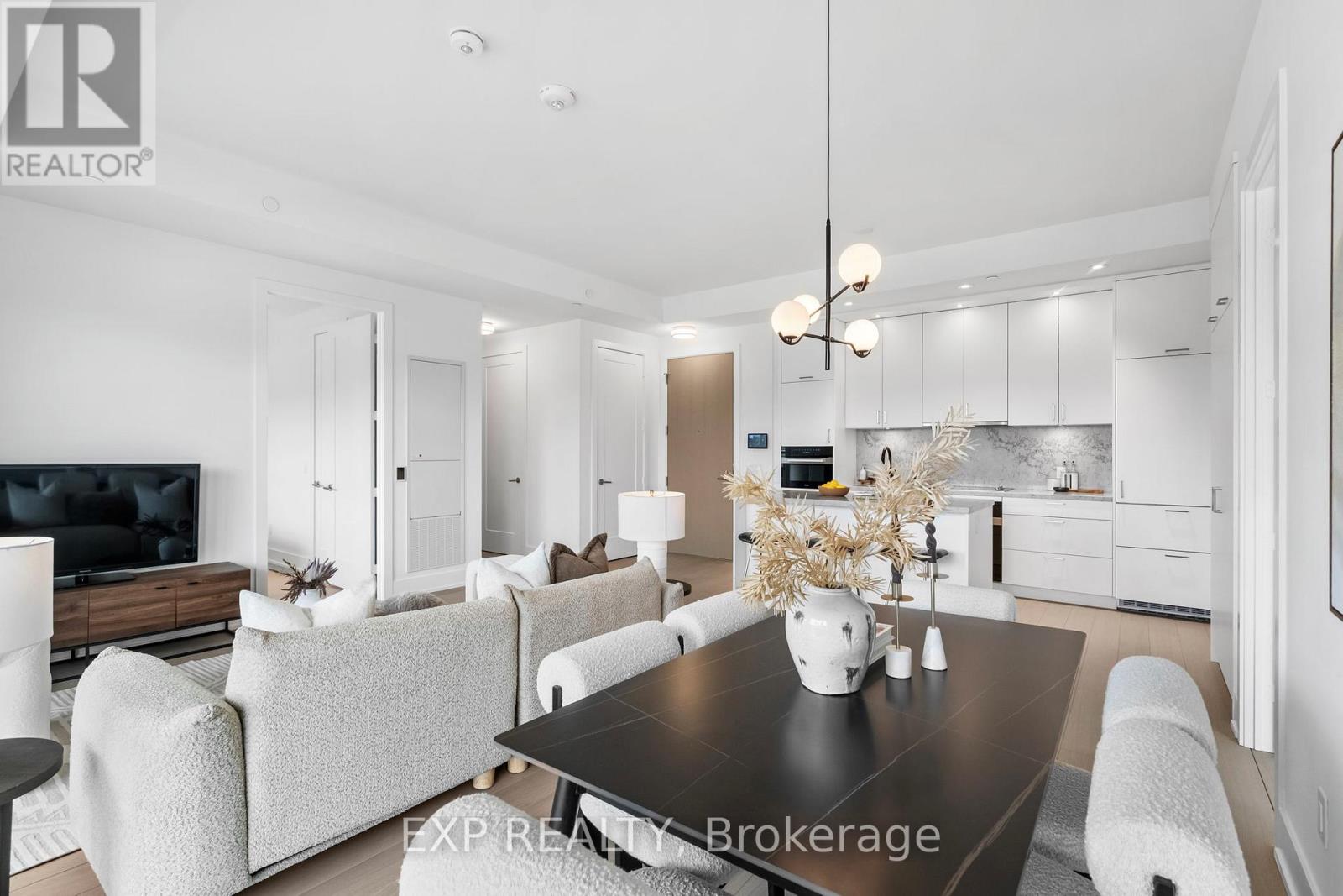 301 - 397 Royal Orchard Boulevard, Markham, Ontario  L3T 0H3 - Photo 12 - N12950012