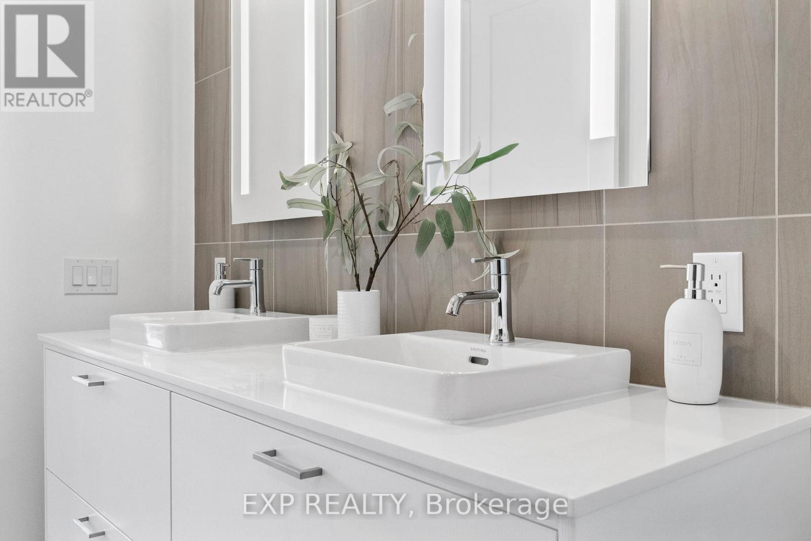 301 - 397 Royal Orchard Boulevard, Markham, Ontario  L3T 0H3 - Photo 27 - N12950012