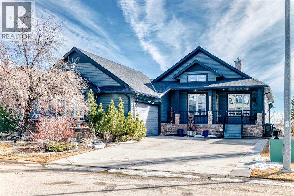 33 Boulder Creek Manor SE, Langdon, Alberta