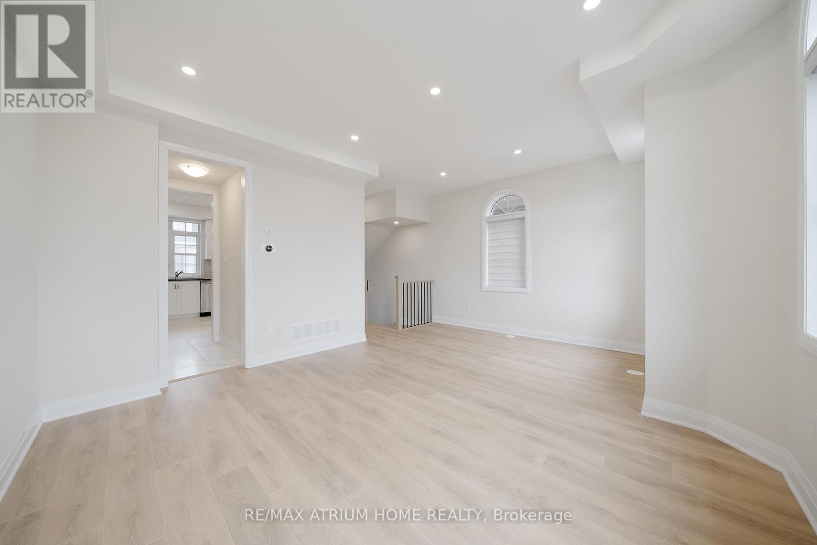 9797 Keele Street, Vaughan, Ontario  L6A 5E3 - Photo 9 - N12950034