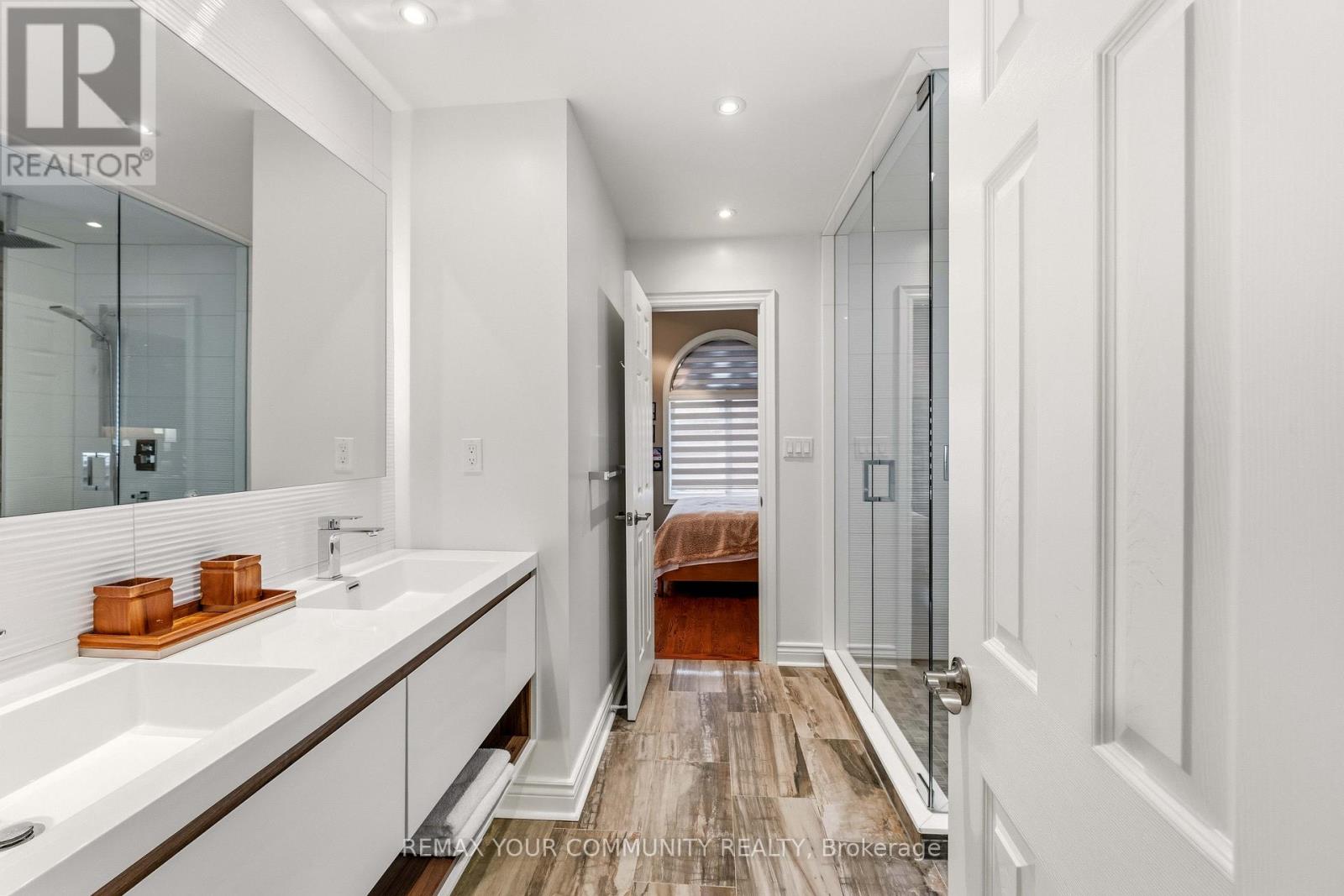 37 Vaughan Boulevard, Vaughan, Ontario  L4J 3N8 - Photo 30 - N12950042