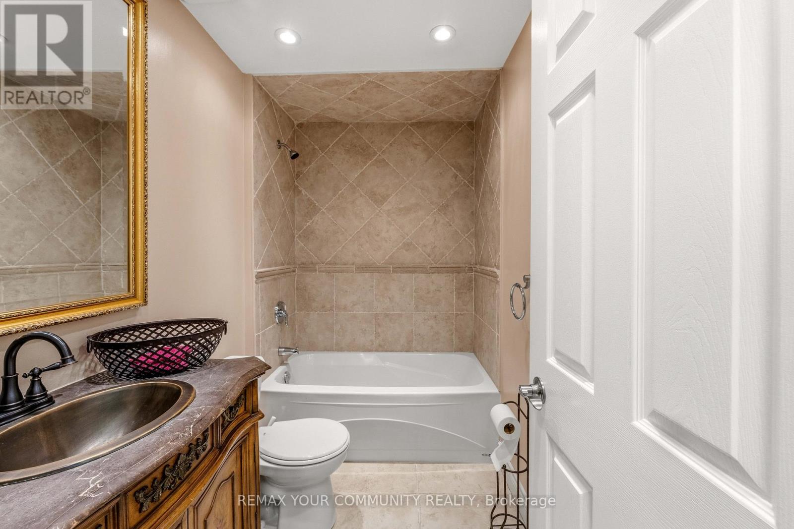 37 Vaughan Boulevard, Vaughan, Ontario  L4J 3N8 - Photo 45 - N12950042