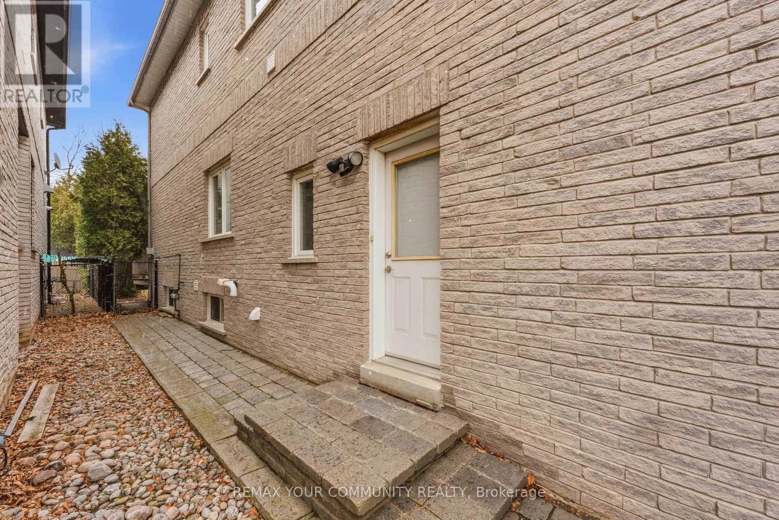 37 Vaughan Boulevard, Vaughan, Ontario  L4J 3N8 - Photo 47 - N12950042