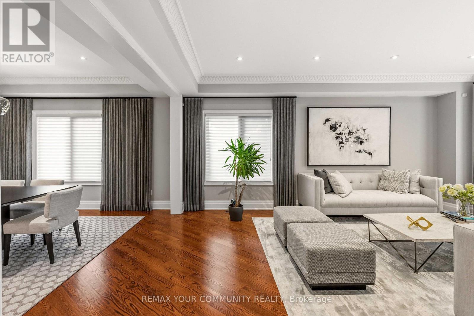 37 Vaughan Boulevard, Vaughan, Ontario  L4J 3N8 - Photo 6 - N12950042