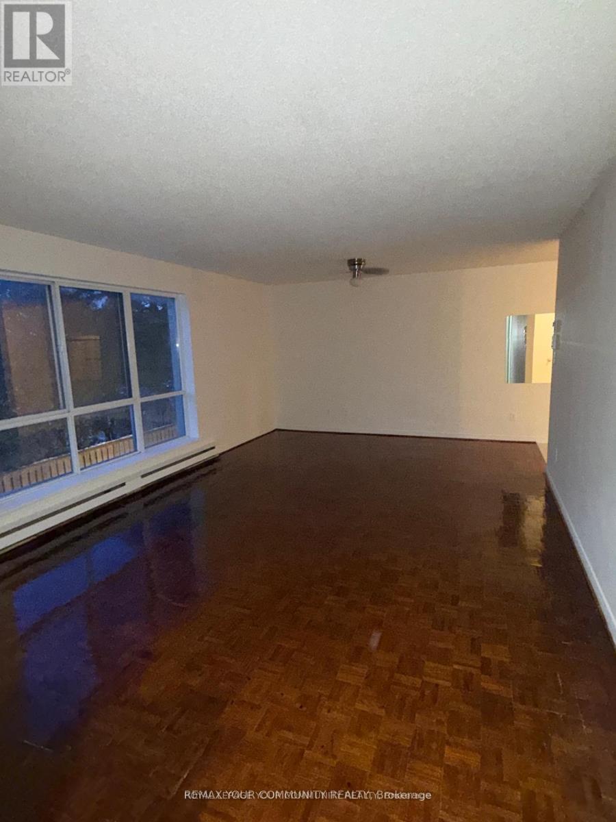 201 - 72 Lake Avenue, Richmond Hill, Ontario  L4E 2V4 - Photo 6 - N12950052