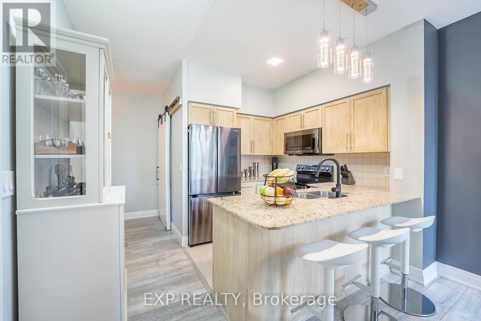 105 - 20 North Park Road, Vaughan, Ontario  L4J 0G7 - Photo 10 - N12950068